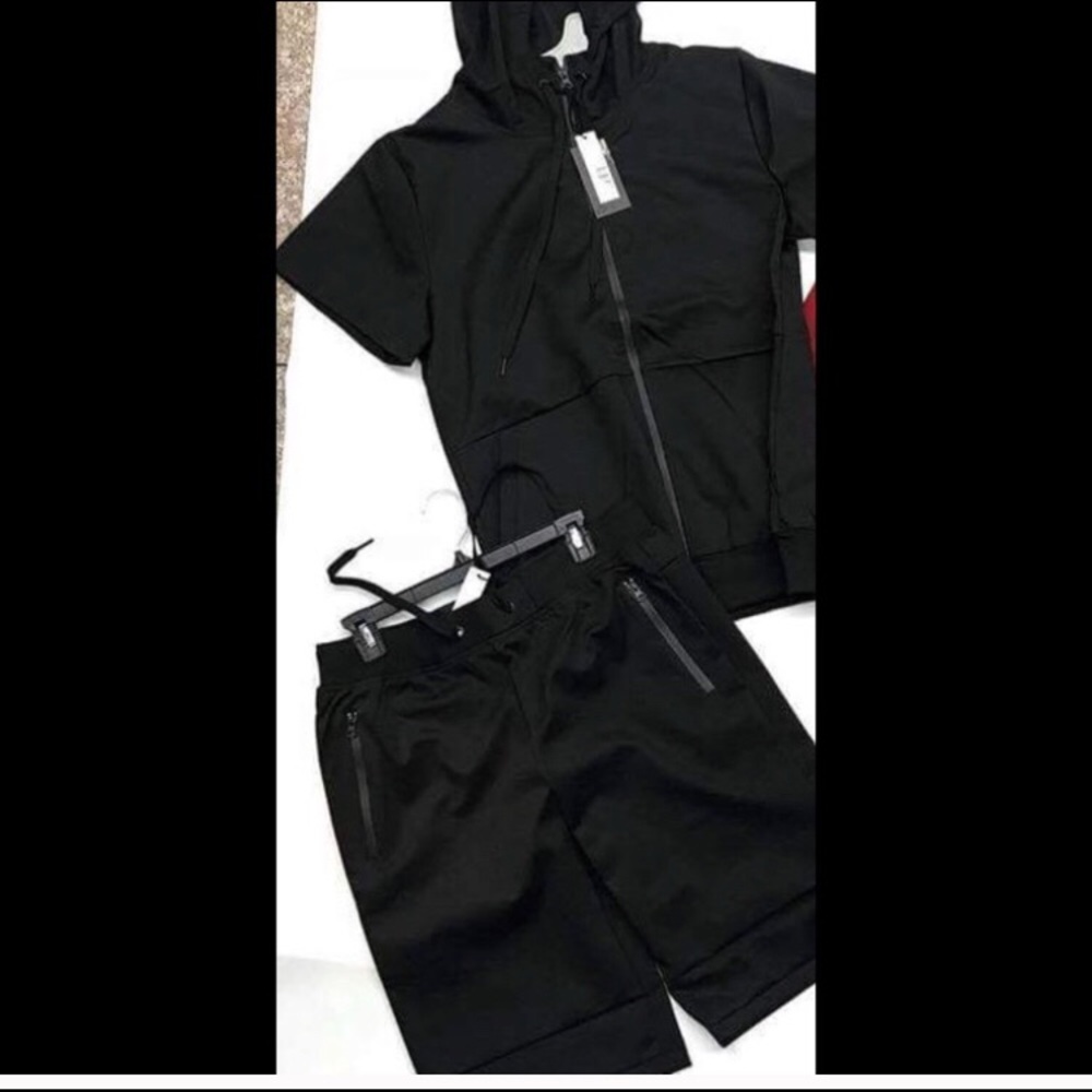 Men’s black sweat suit short set